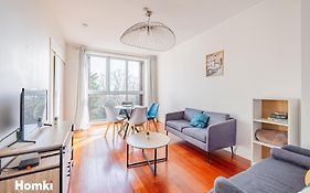 Beau T3-Residence Calme-Proche Paris/La Defense